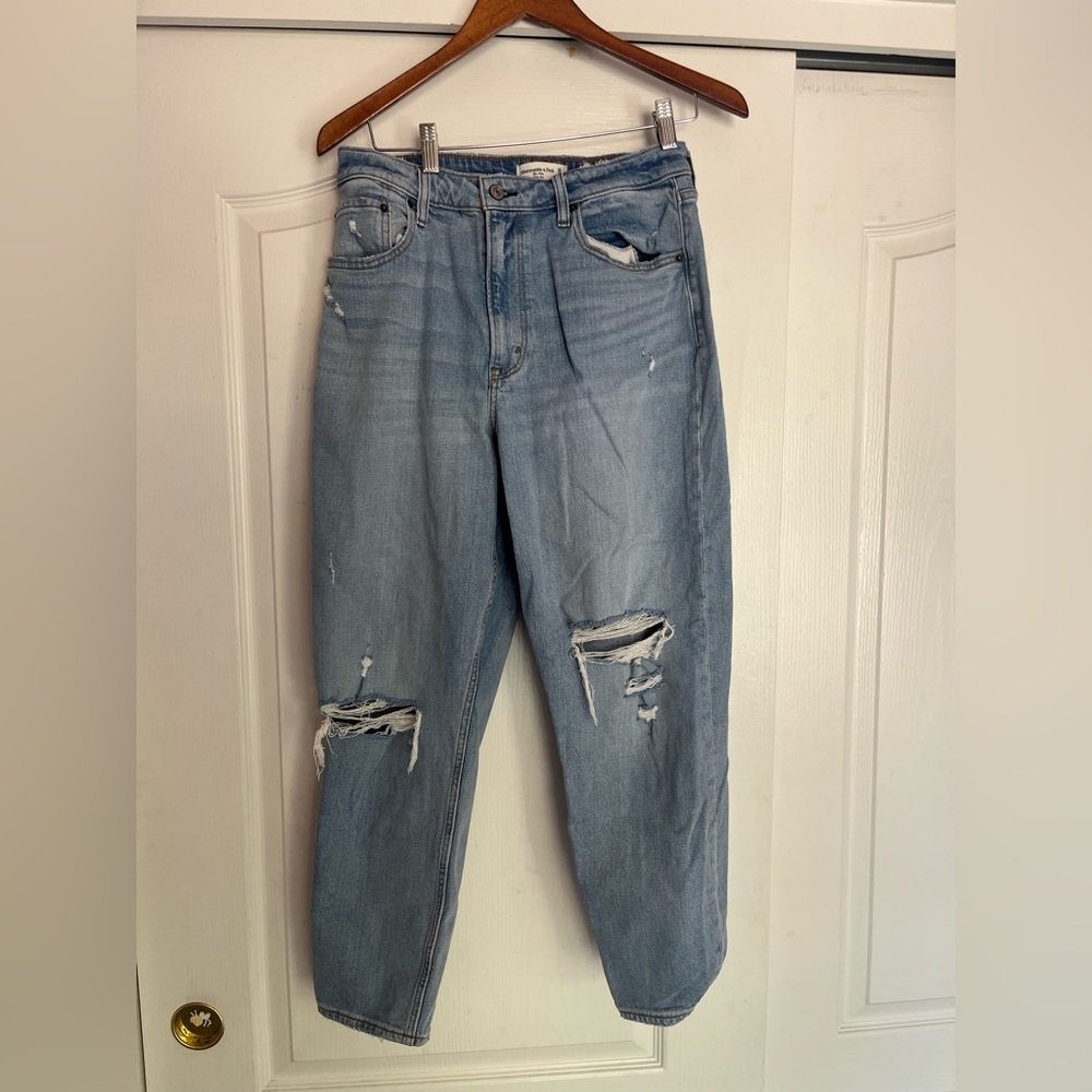 abercrombie and fitch the mom high rise jeans size w30 l-10r curve love